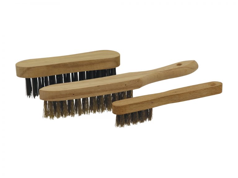 LOT 3 BROSSES METALLIQUES